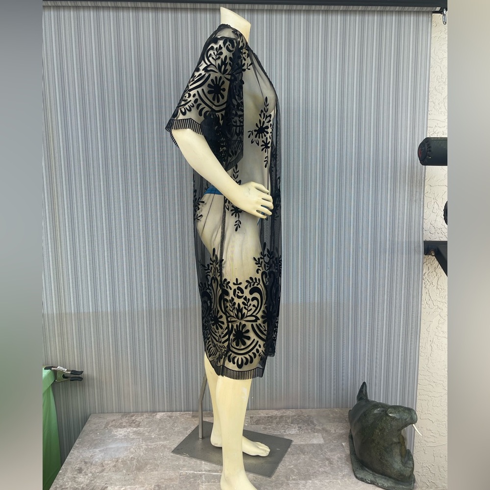 RIO SEXY BEACH COVER Black Sheer Floral Kimono Cover-Up NWT SIZE MEDIUM - Picture 3 of 13